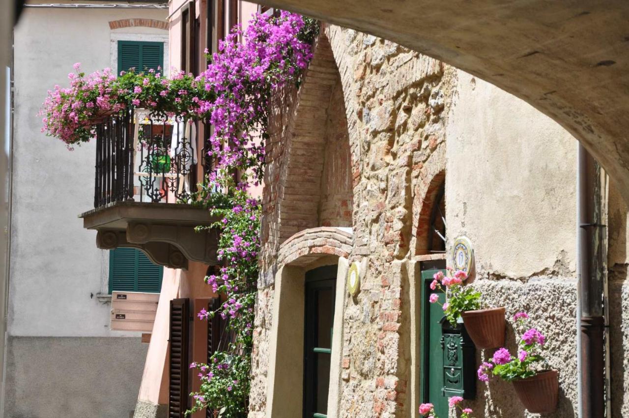 Le Logge Casa Vacanze Montepescali Dış mekan fotoğraf